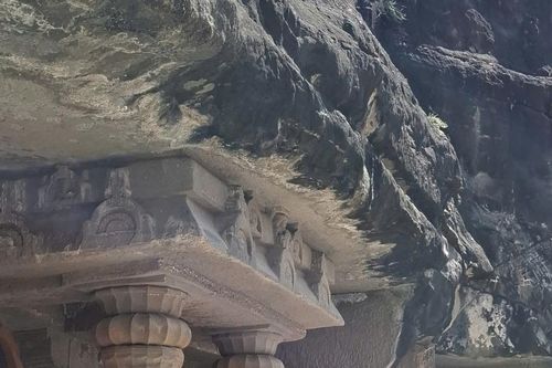 Ajanta Caves: Di sản Phật giáo độc đáo giữa lòng Ấn Độ