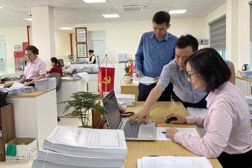 Chuyển đổi số ngành Ngân hàng: Tăng tiện ích và chất lượng dịch vụ