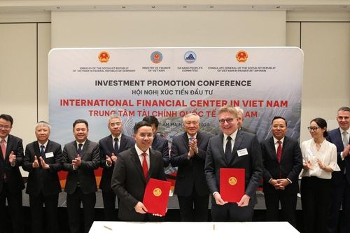 Tăng lực đẩy phát triển công nghệ tài chính: Tạo lợi thế cạnh tranh