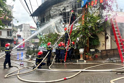 Kịp thời khống chế vụ cháy nhà dân ở phường Điện Biên Phủ