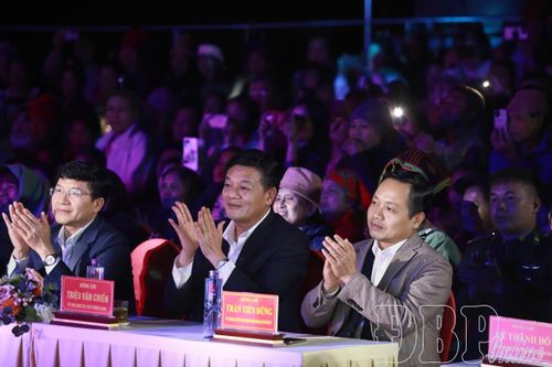 Khai diễn show thực cảnh 'Huyền tích U Va'