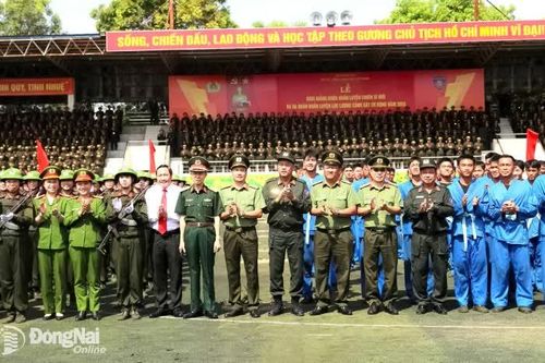 668 học viên chính quy các trường công an hoàn thành huấn luyện đầu khóa tại Đồng Nai