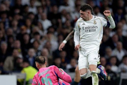 Real Madrid 3-0 Man City: Cú sốc Bernabeu và sai lầm chiến thuật của Pep Guardiola