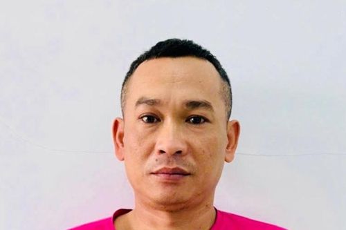 Công an phường La Gi vận động đối tượng truy nã ra đầu thú