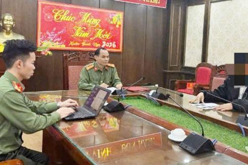 Làm rõ đối tượng tạo lập, quản lý nhóm facebook giả mạo các xã, phường