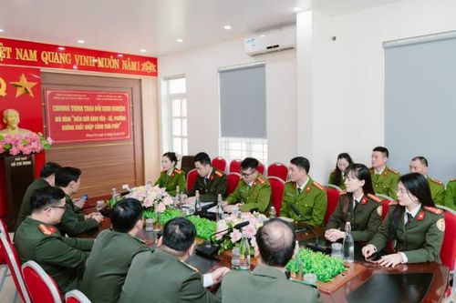 Hiệu quả từ mô hình 'Biên giới bình yên- xã, phường không xuất nhập cảnh trái phép'