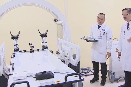Bệnh viện K sử dụng máy xạ trị hiện đại, chỉ 2-3 phút một lần xạ