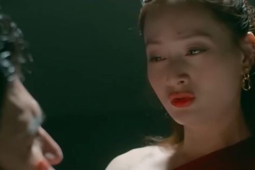 Tối nay, Lan Phương xuất hiện trong 'Đồng hồ đếm ngược' với hình ảnh khác lạ