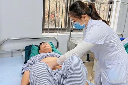 BVĐK khu vực Bắc Quang thực hiện thành công kỹ thuật tán sỏi thận qua da