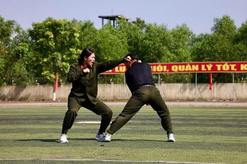 Mãn nhãn các màn võ thuật, diễn tập chống khủng bố của học viên công an
