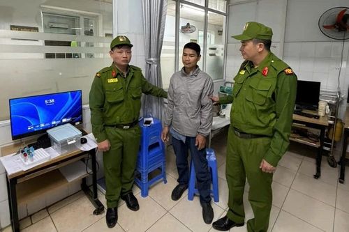 Bắt giữ đối tượng trộm cắp điện thoại trong bệnh viện