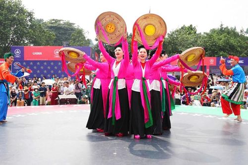 'Vốn văn hóa' là nền tảng để xây dựng và hoàn thiện thể chế công nghiệp văn hóa