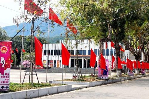 Cử tri các dân tộc Tuần Giáo vững niềm tin hướng về ngày hội non sông