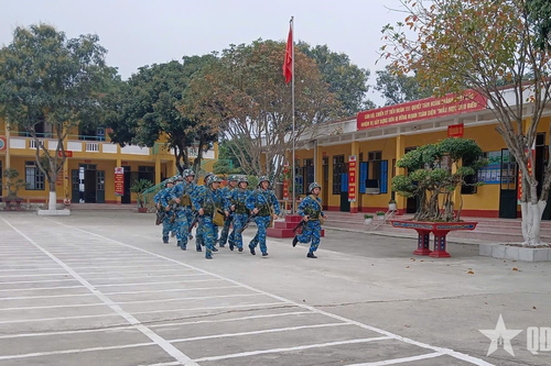 Bộ đội tên lửa phòng không: Sôi nổi huấn luyện ngay từ ngày đầu