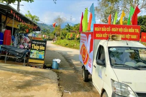 Miền núi, hải đảo rợp cờ trước ngày hội toàn dân