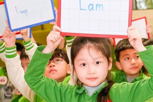 Tuyển sinh đầu cấp: Bớt đi những áp lực