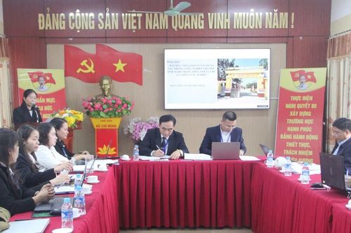 Xây dựng môi trường giáo dục nghề nghiệp văn hóa, kỷ cương, hạnh phúc