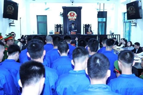 Nhóm thanh thiếu niên gây rối trật tự công cộng ở Ninh Bình lĩnh án