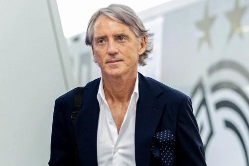 HLV Roberto Mancini đối diện nguy cơ mất việc vì chiến sự ở Trung Đông
