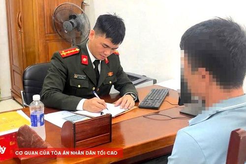 Xử phạt người đàn ông 'báo chốt' nồng độ cồn
