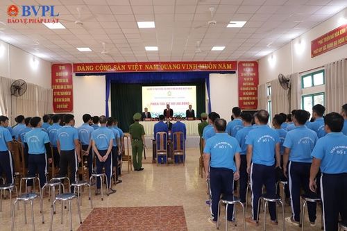 Xét xử lưu động 2 vụ án 'Sử dụng trái phép chất ma túy' tại Cơ sở cai nghiện ma túy số 4