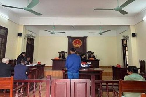 Sử dụng giấy phép lái xe giả gây tai nạn chết người, bị cáo lĩnh 54 tháng tù