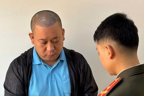 Vận động đối tượng trong vụ án Tổ chức cho người khác nhập cảnh trái phép ra đầu thú