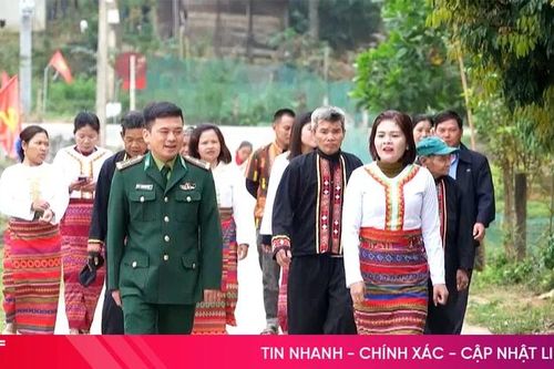 Phát huy vai trò trưởng bản, người có uy tín trong công tác bầu cử ở vùng biên