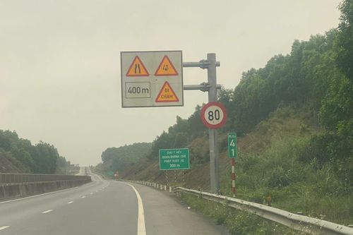 Điều chỉnh tốc độ tối đa lưu thông trên cao tốc Cam Lộ - La Sơn