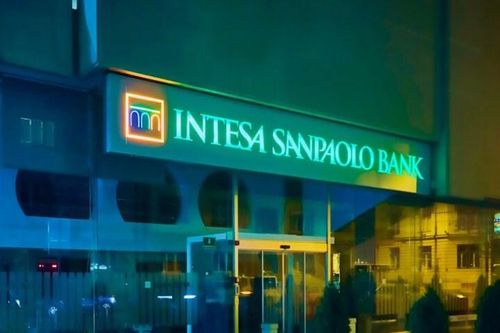 Ngân hàng lớn nhất Italy bị phạt nặng vì chuyển giao dữ liệu bất hợp pháp