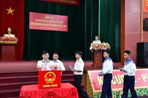 Lữ đoàn 127, Vùng 5 Hải quân tổ chức bầu cử sớm