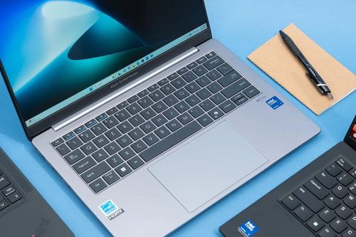 Top laptop pin 'trâu' nhất hiện nay, có mẫu vượt mốc 21 giờ