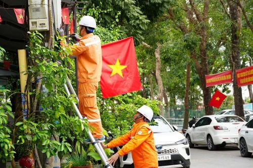 Công ty Điện lực Thanh Hóa sẵn sàng cấp điện an toàn, ổn định phục vụ ngày bầu cử