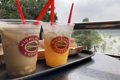 Trước thềm IPO, Highlands Coffee đang kiếm tiền tại Việt Nam thế nào?