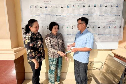 Tiếng nói cử tri