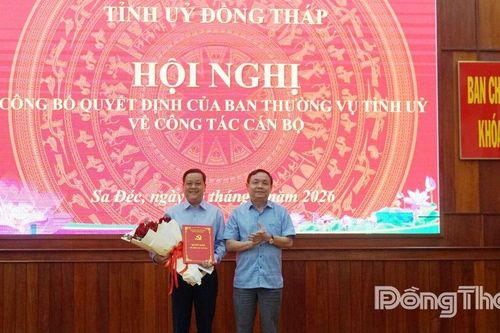 Đồng chí Nguyễn Văn Thuận phụ trách điều hành Đảng ủy phường Sa Đéc