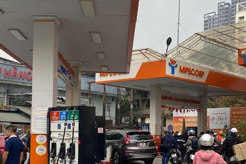 Giá xăng dầu hôm nay 13/3/2026: Xăng RON 95 tăng, E5 RON 92 giảm từ 22h hôm qua; Bảng giá xăng dầu Petrolimex hôm nay 13/3/2026