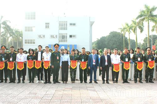 Hội thao Giáo dục Quốc phòng và An ninh học sinh THPT tỉnh Ninh Bình lần thứ I (khu vực II)