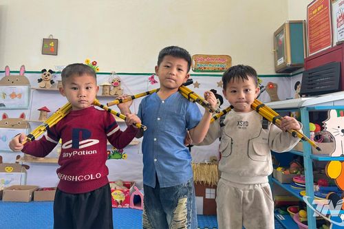 Đến Bản Tèn 'chạm' vào bình yên