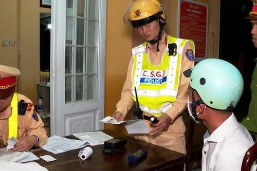 Huế: Hơn 8.000 trường hợp vi phạm tốc độ và nồng độ cồn bị xử lý trong 3 tháng đầu năm