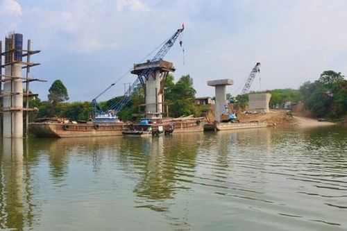 Đồng Nai: Tăng tốc thi công, phấn đấu hợp long, thông xe kỹ thuật cầu Hiếu Liêm dịp 30/4
