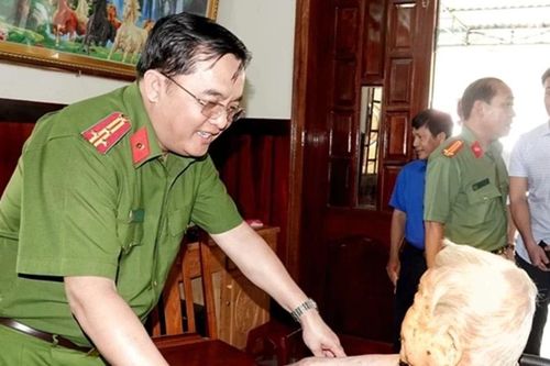 Kỳ vọng tiếng nói bản lĩnh từ Đại tá, TS Huỳnh Ngọc Liêm tại nghị trường