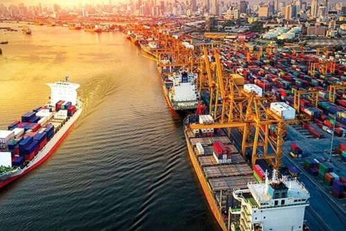 Chuyên gia UOB dự báo GDP 2026 đạt 7,5% trước những 'cơn gió ngược'