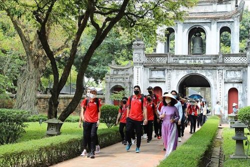 Doanh nghiệp nhà nước Hà Nội hợp tác phát triển du lịch