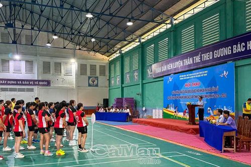 Sôi nổi hội thao chào mừng ngày bầu cử