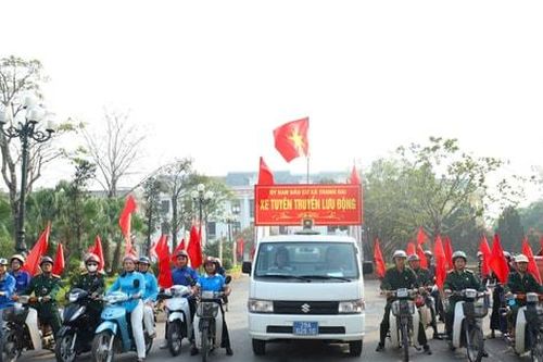 Xã Thanh Oai tuyên truyền lưu động tạo không khí phấn khởi trước ngày hội bầu cử