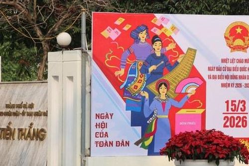 Xã Tiến Thắng rực rỡ cờ hoa trước ngày hội lớn