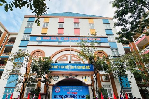 Hai nữ sinh Hà Nội dùng AI ghép ảnh, bạo lực mạng bạn học