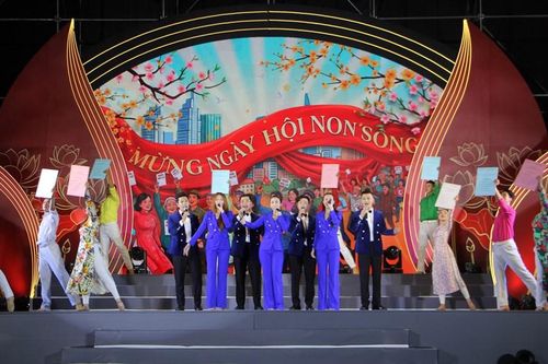 'TP.HCM - Trọn niềm tin yêu' lan tỏa không khí ngày hội bầu cử