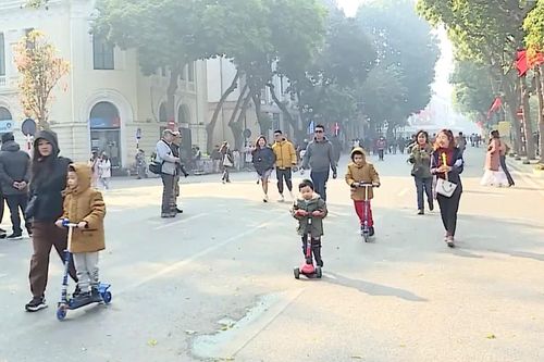 Tạm dừng hoạt động phố đi bộ khu vực hồ Hoàn Kiếm